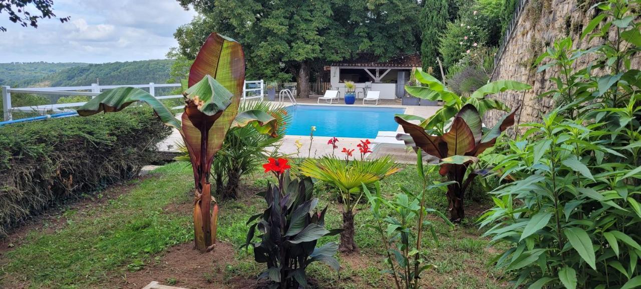 Le Clos Des Etoiles B&B Ле-Бюг Экстерьер фото