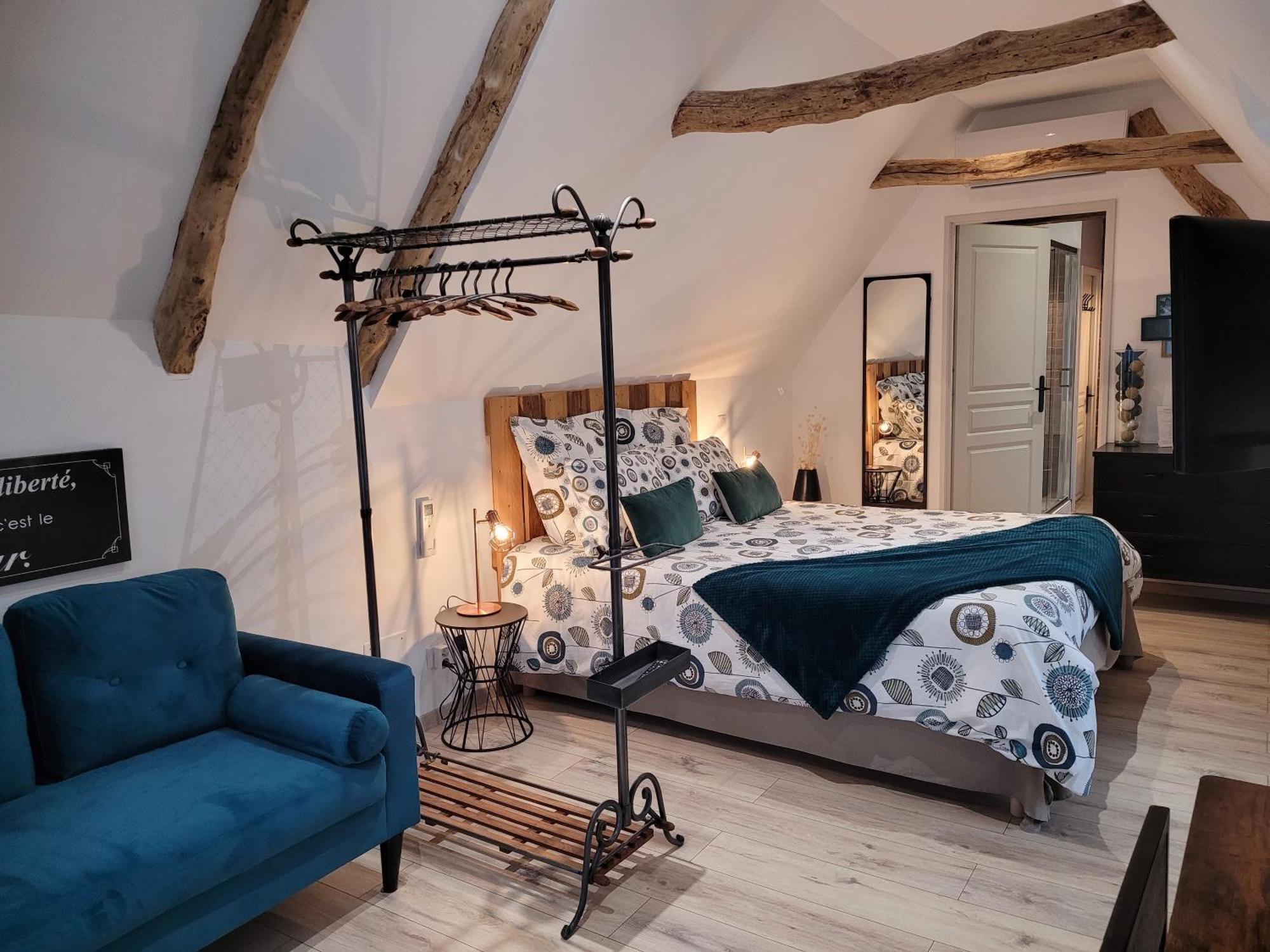 Le Clos Des Etoiles B&B Ле-Бюг Экстерьер фото