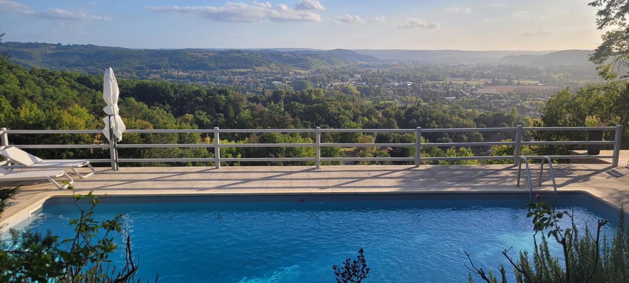 Le Clos Des Etoiles B&B Ле-Бюг Экстерьер фото
