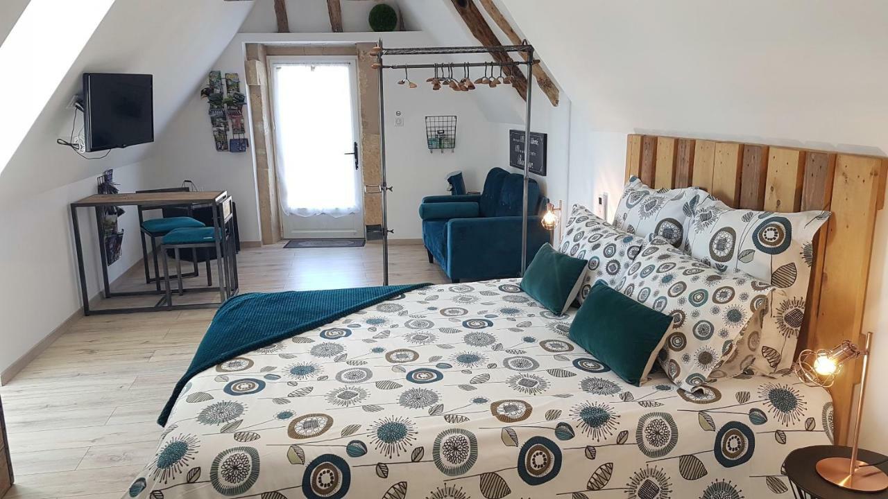 Le Clos Des Etoiles B&B Ле-Бюг Экстерьер фото